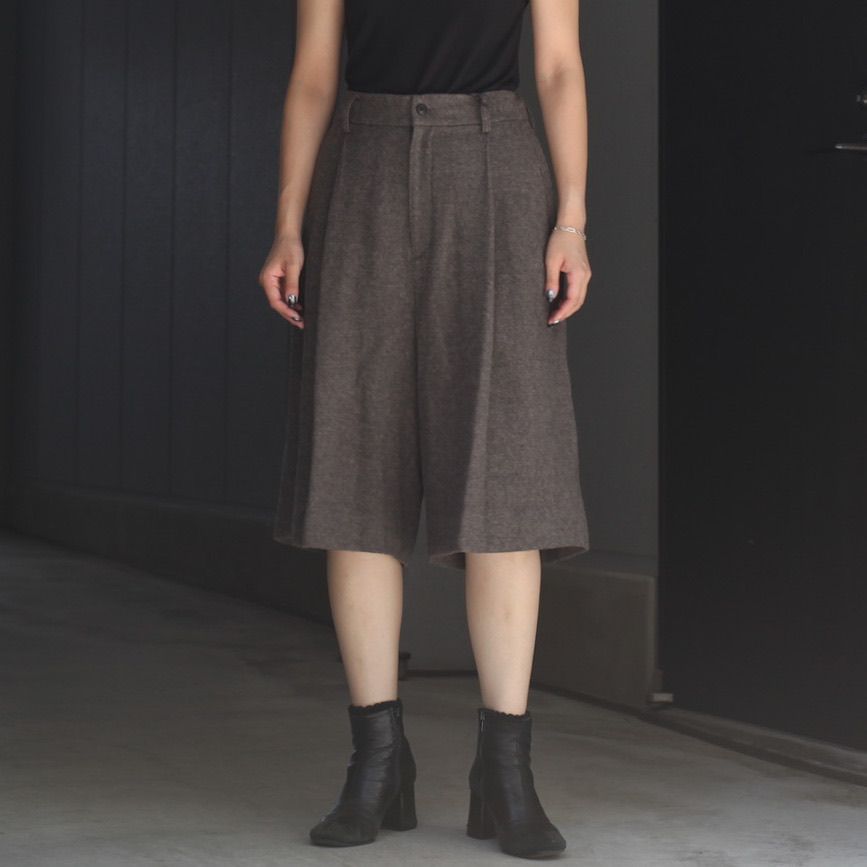 【残り一点】Wool/Cashmere Fleece Easy Short Trousers
