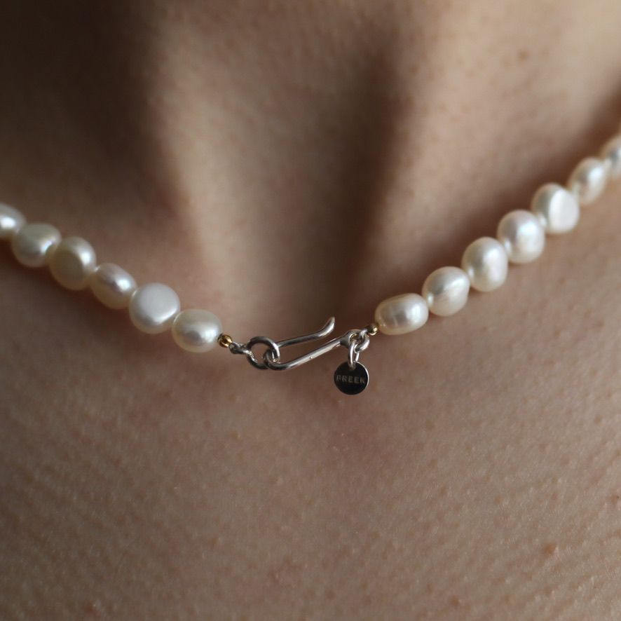 【お取り寄せ注文可能】Unisex Dog Tag Pearl Necklace