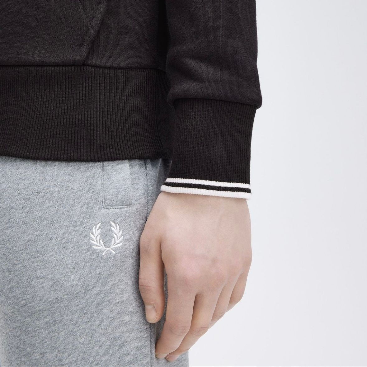 【残り一点】Tipped Hooded Sweatshirt