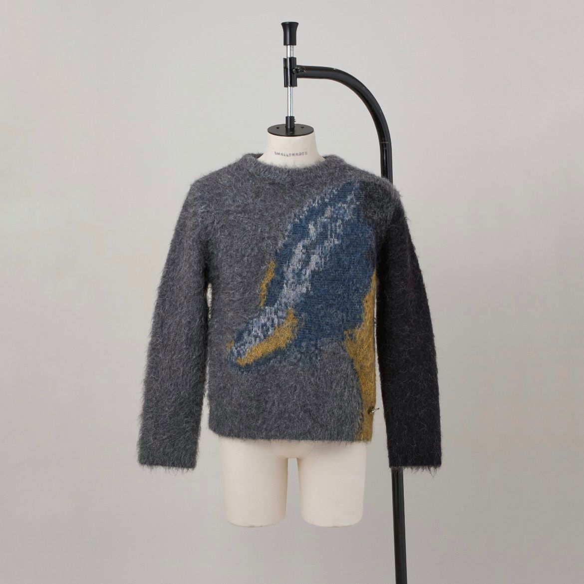 値下げしました！残り1点！早いもの勝ち！スピードガン　新品！ SHINYAKOZUKA - 【残り一点】Penguinchan Jumper | ACRMTSM