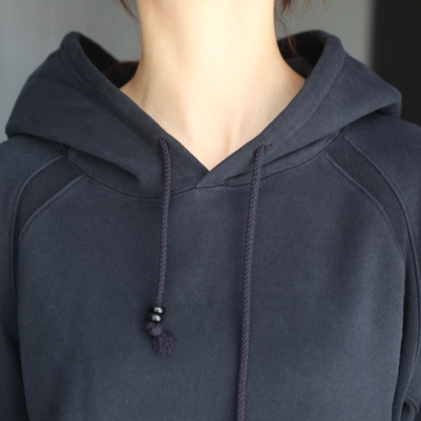 【残りわずか】Panelled Pullover Hoodie