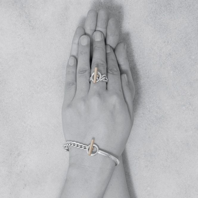 【お取り寄せ注文可能】Circle T Bangle(WHITE×GOLD)