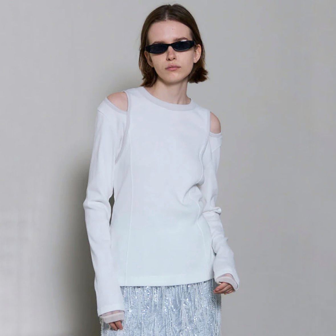 【残り一点】Shoulder Slit Rib Top