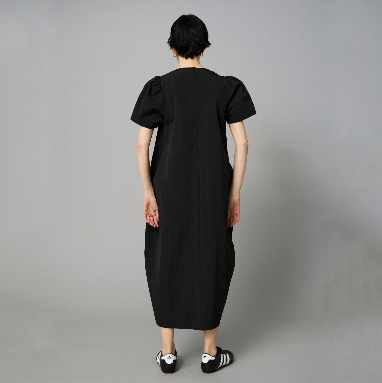 Trapezoid switching dress トラベゾイド スウィッチング ドレス