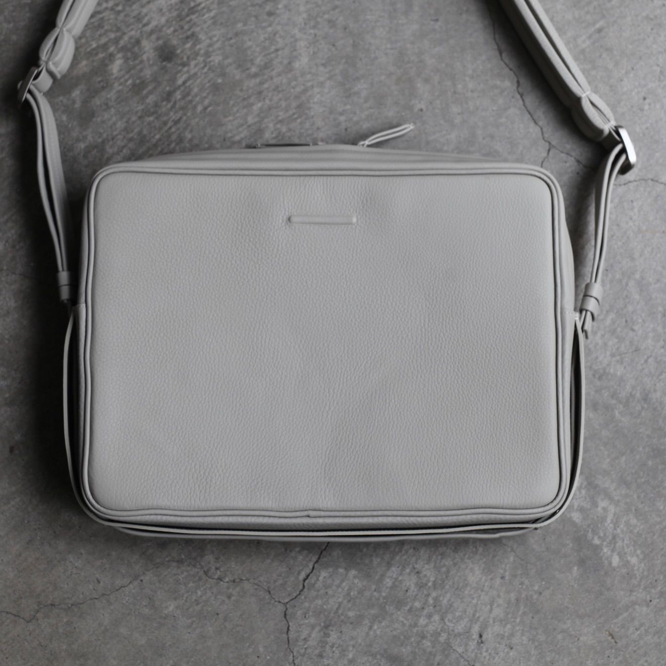 【残り一点】ソフトショルダーバック_Large(WHITE BEIGE)