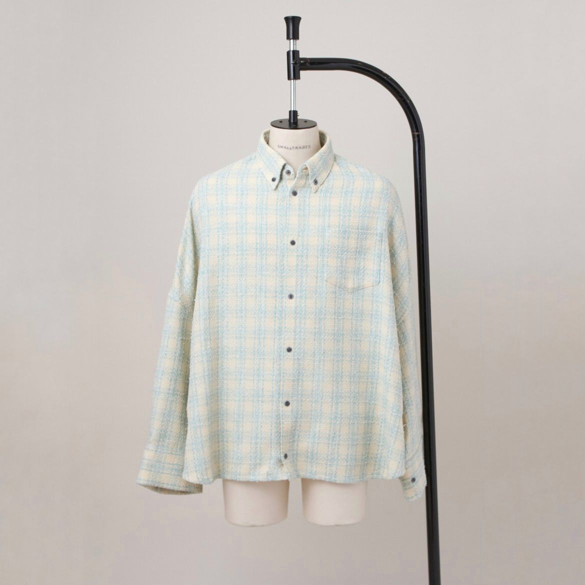 【残り一点】Giant Shirt
