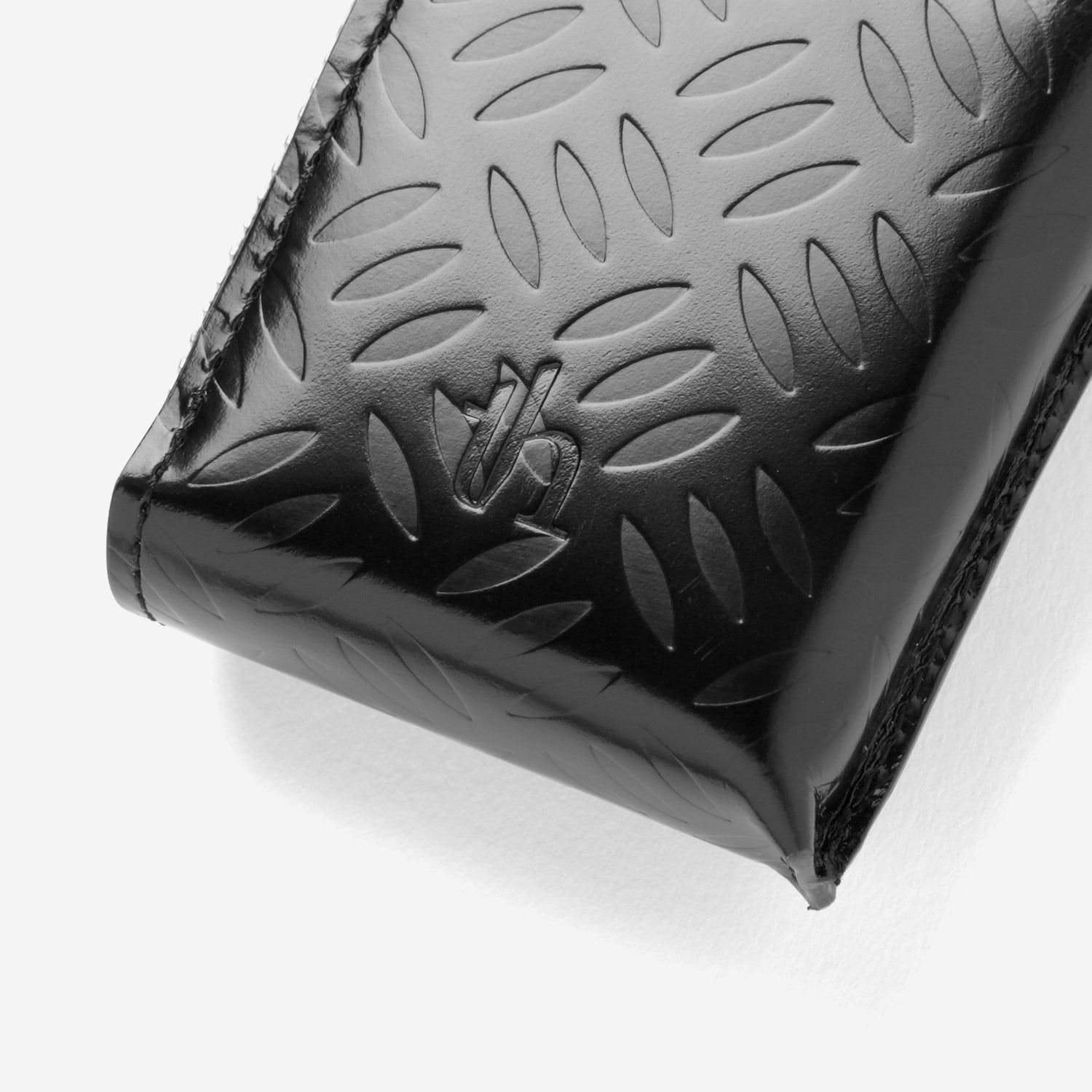 【残り一点】Embossed Airpods / Key Case