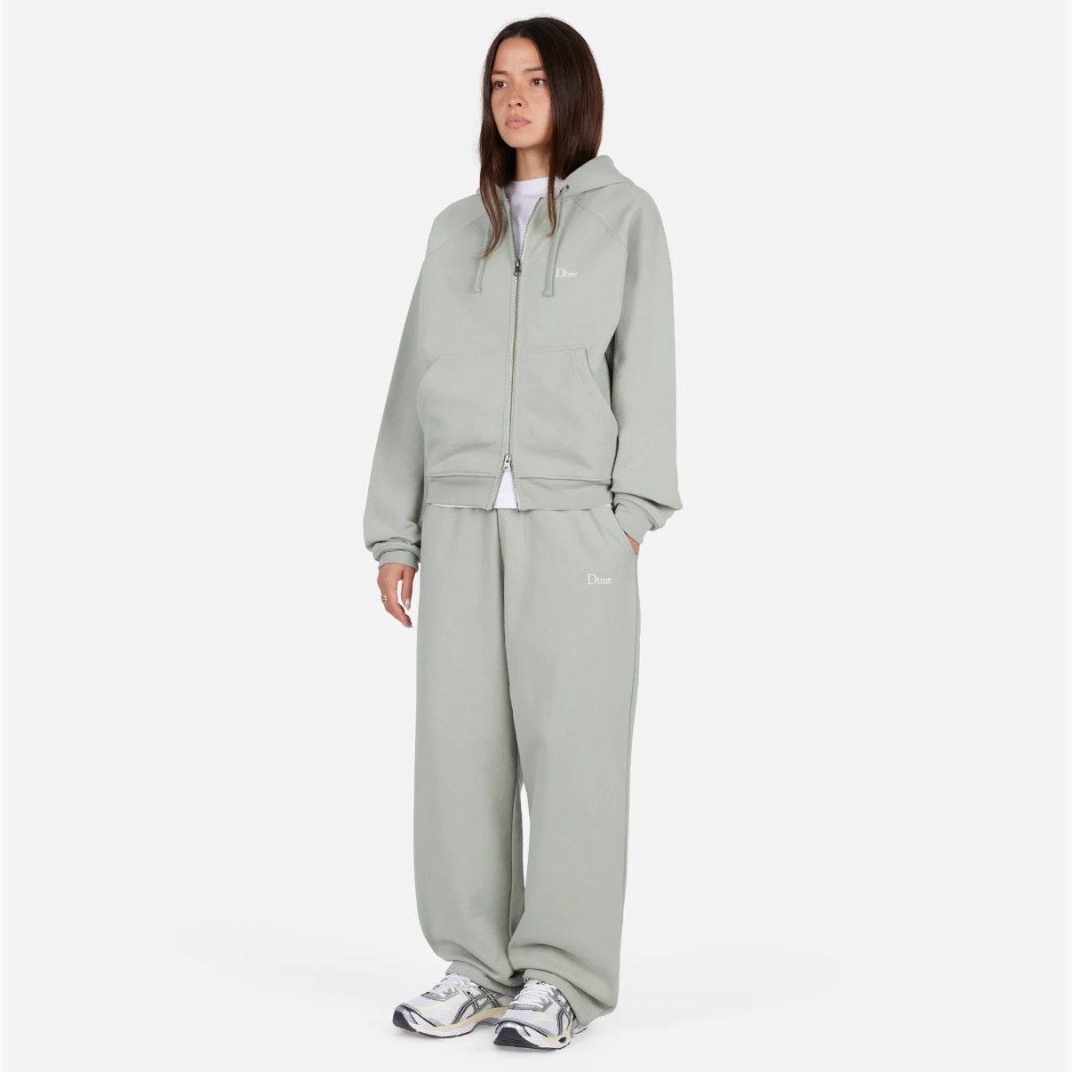 【残りわずか】Classic Small Logo Zip Hoodie