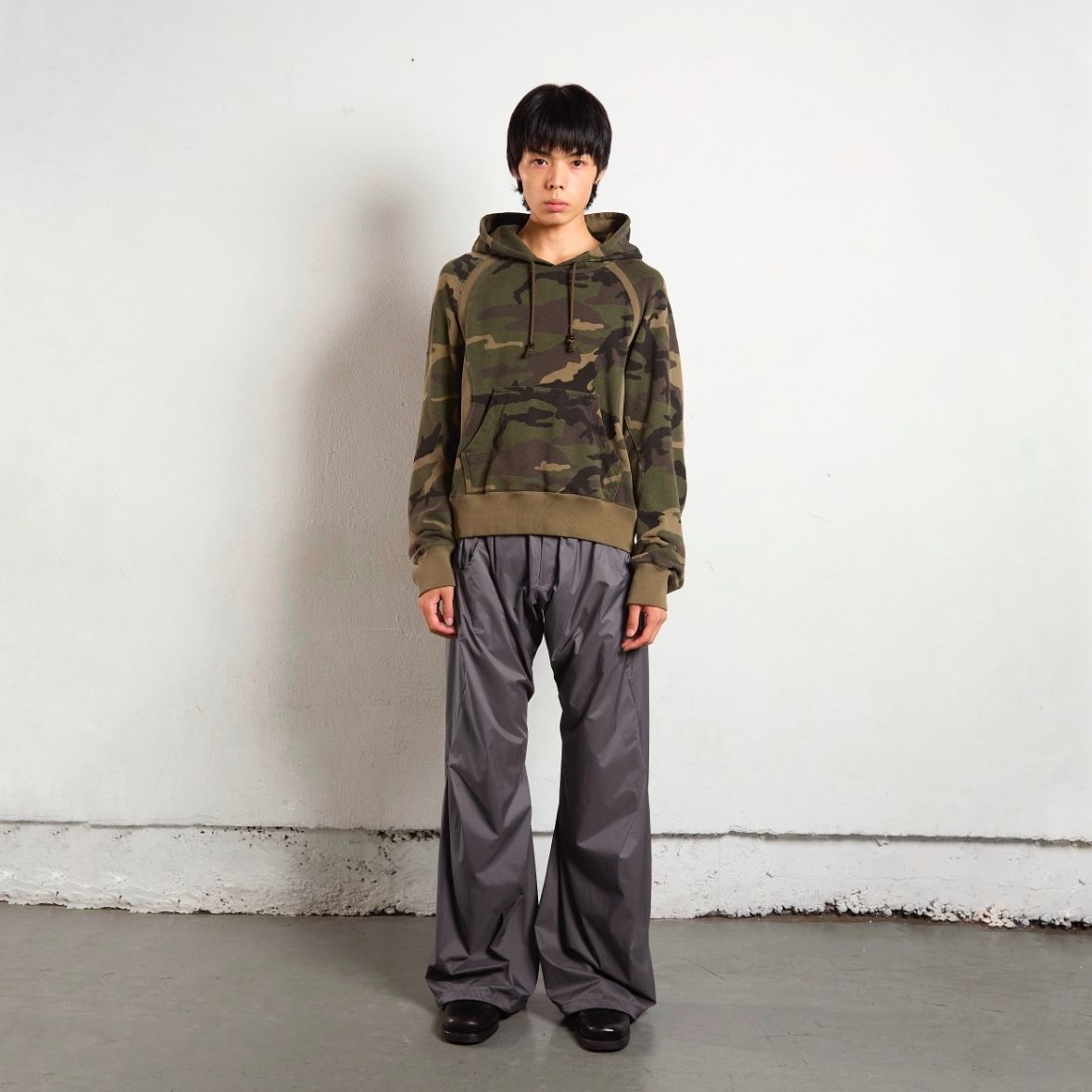 NVRFRGT - 【残りわずか】Paneled Light Weight Track Pants NVRFRGT - 【残りわずか】Paneled Light Weight Track Pants