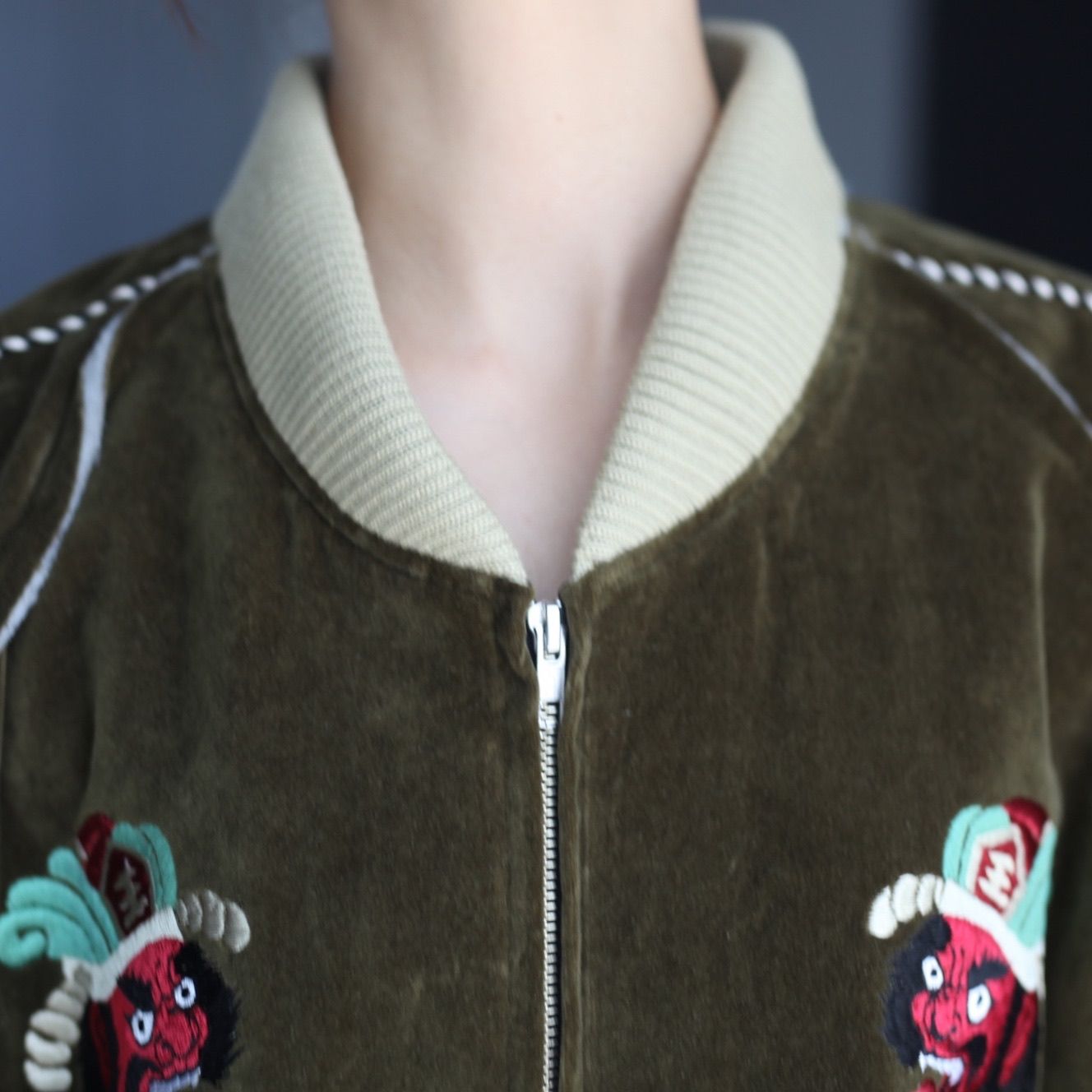 【残り一点】Velveteen Yama King Embroidered Souvenir JKT