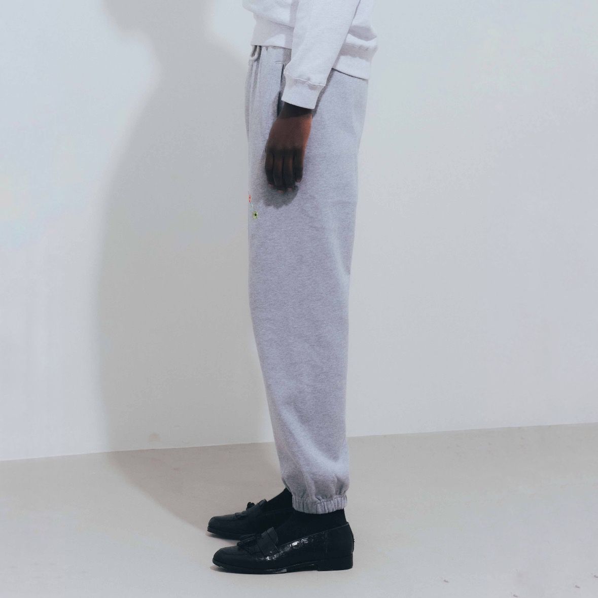 【残り一点】Sample Embroidery Sweat Pants