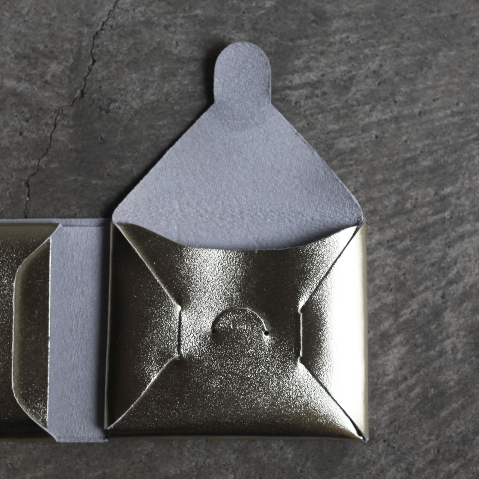 【残り一点】Seamless Short Wallet