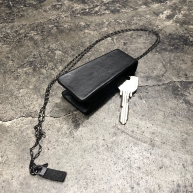 【お取り寄せ注文可能】Trapezoidal Key Case Necklace