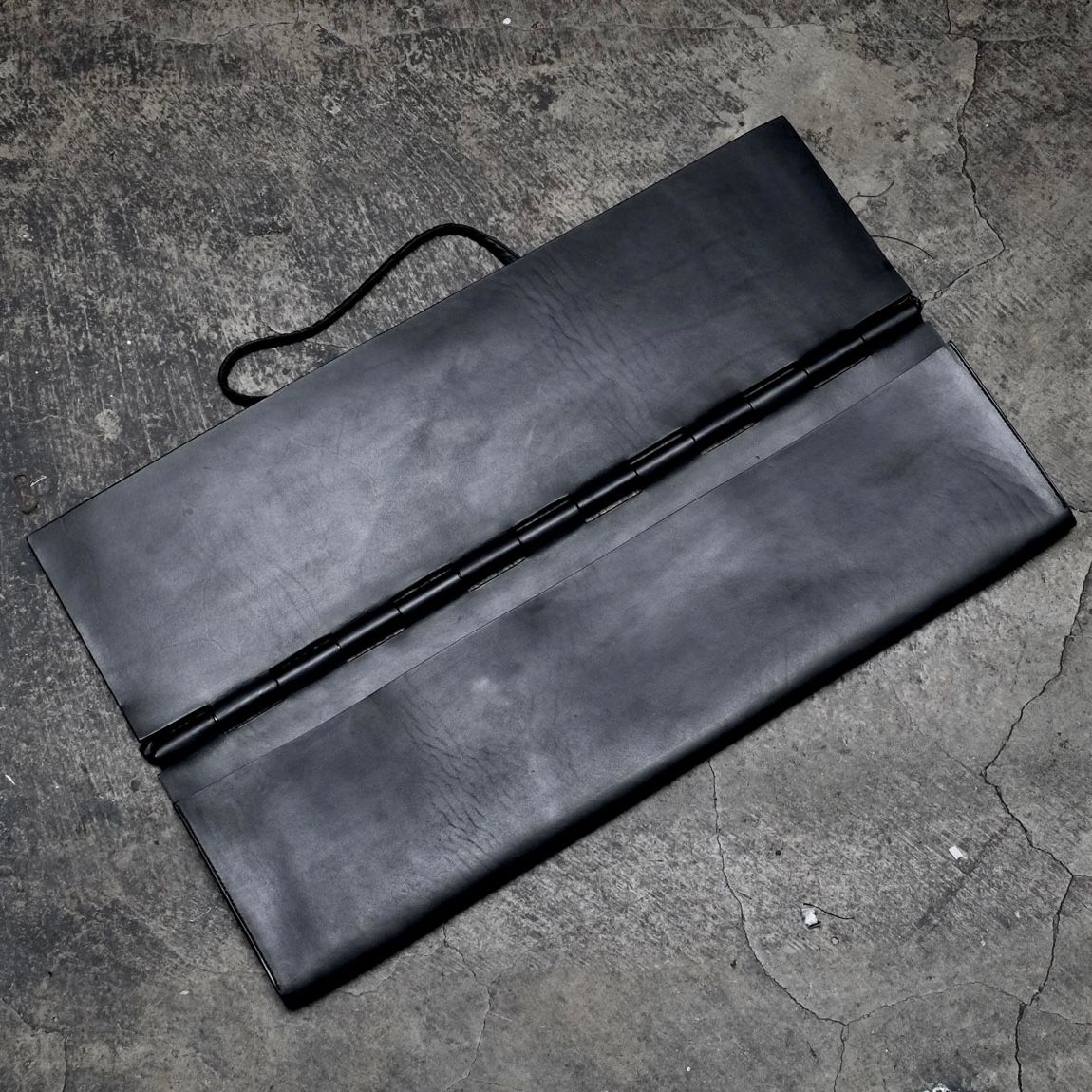 【お取り寄せ注文可能】Big Wallet Hinge Clutch Bag
