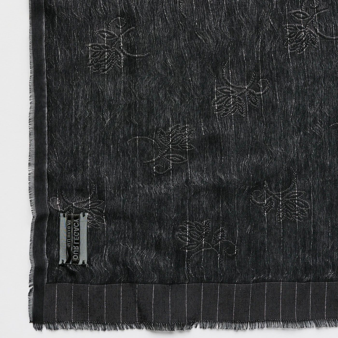 【残りわずか】Ornate Scarf