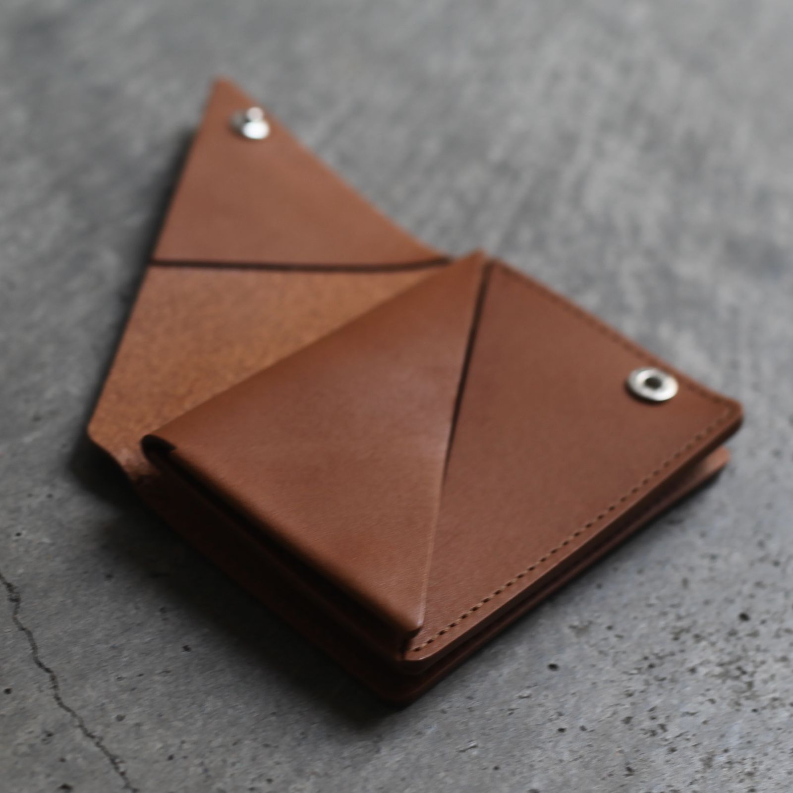 【残り一点】Slant Card Case