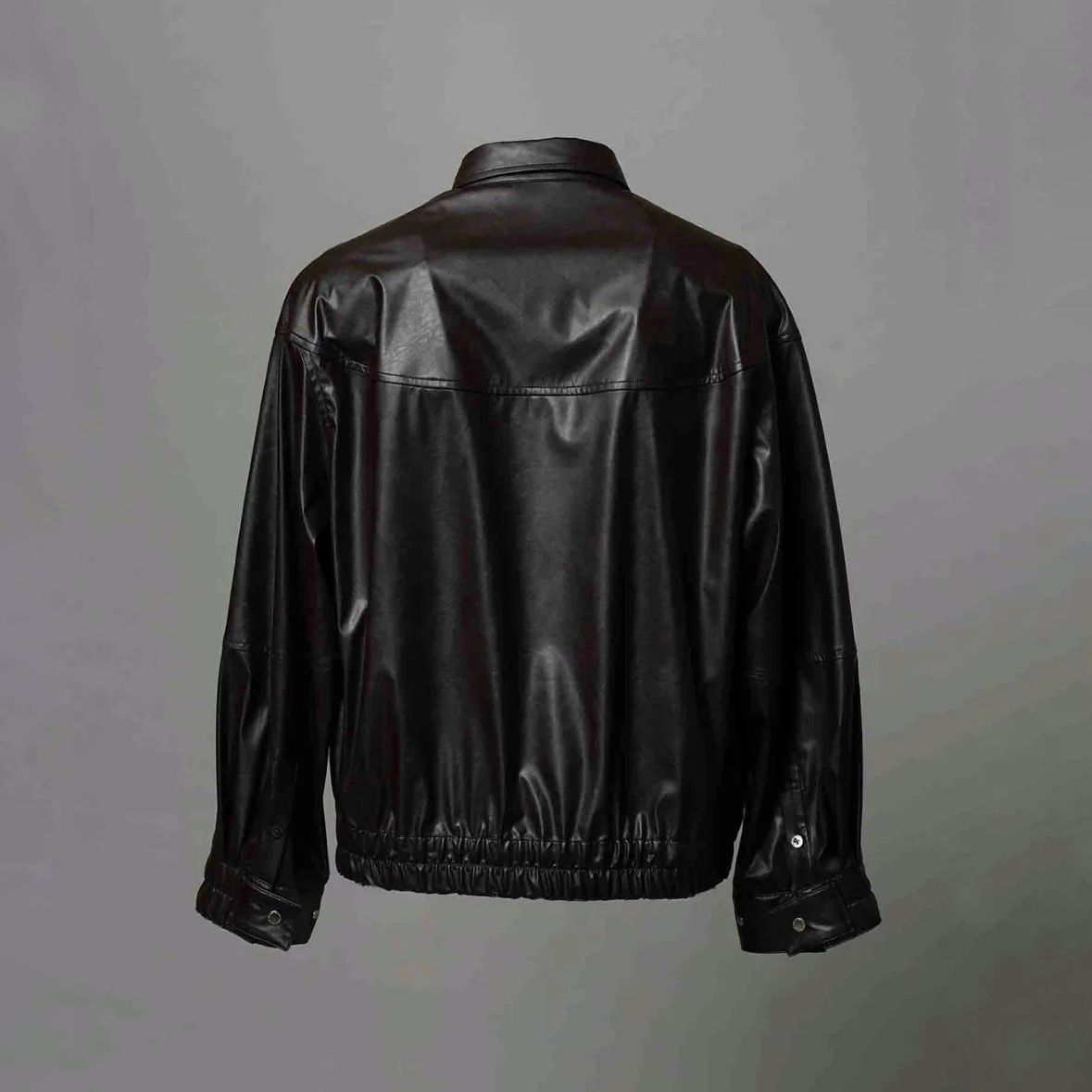 【残り一点】Curve Change Light Eco Leather Shirt