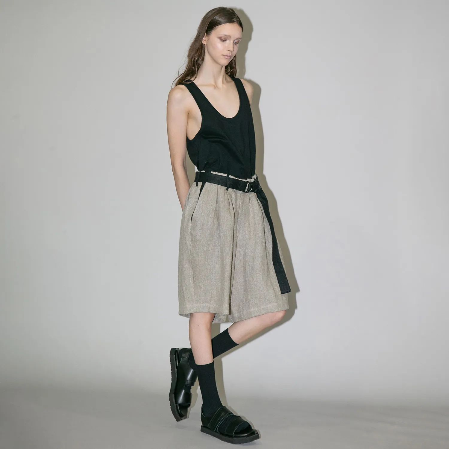 【残り一点】セミウェットリネンショートパンツ