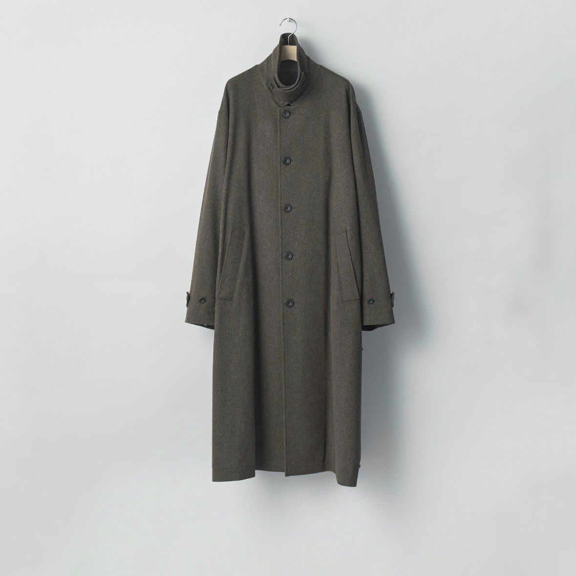 【残りわずか】Wool Doeskin Oversized Investigated Coat
