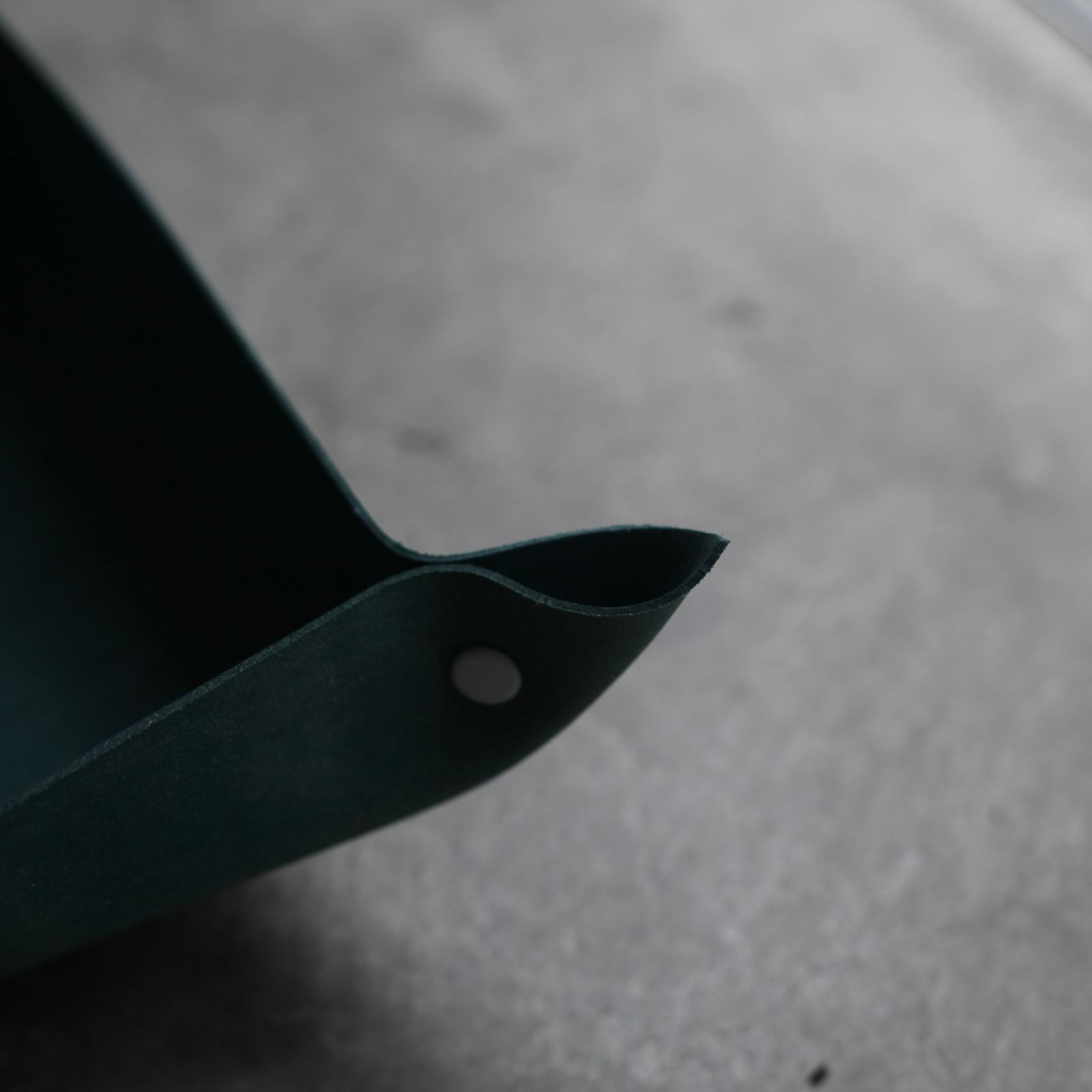 【再販売通知受付可能】Tray_L