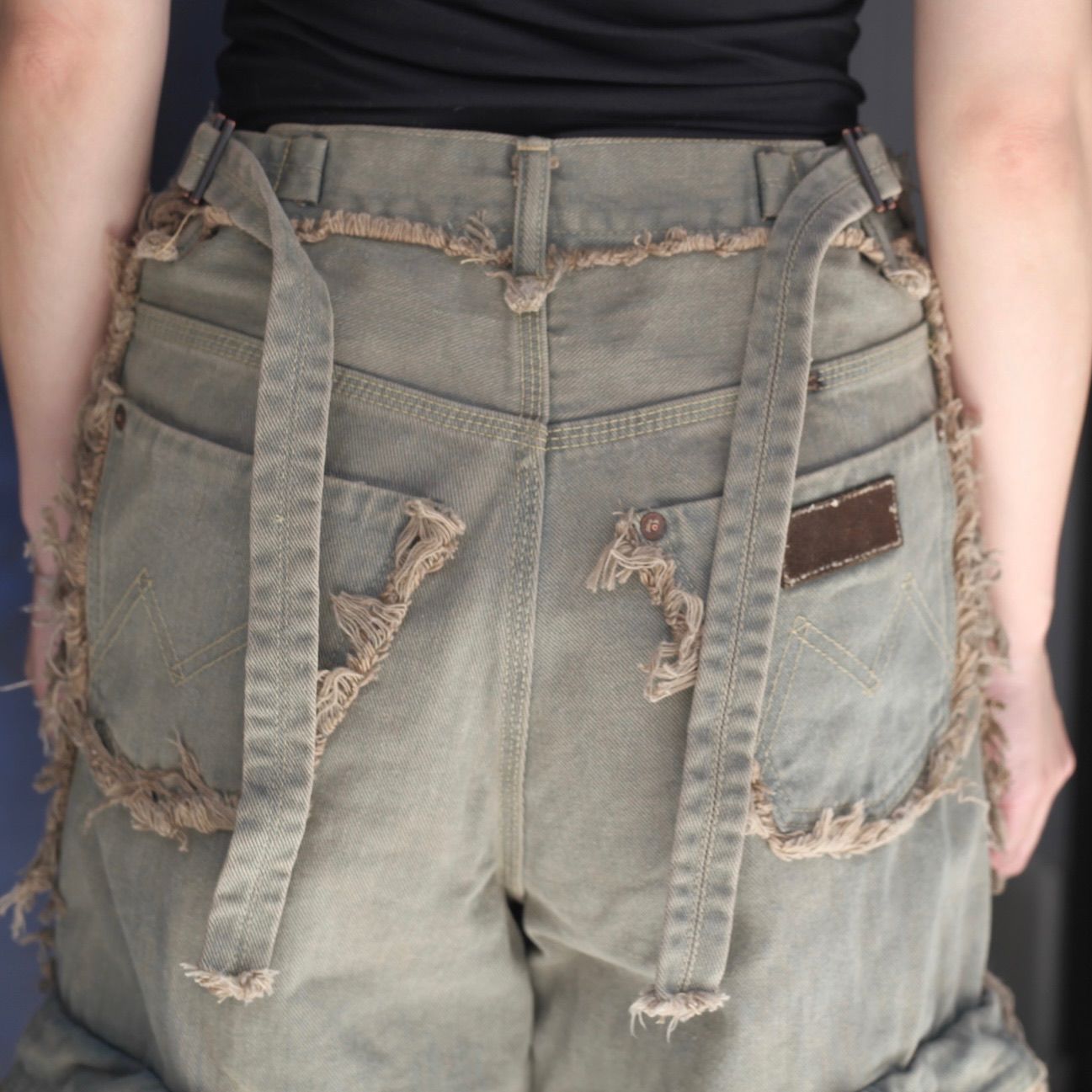 【残り一点】Cut Off Slash Seam Twist Cargo Jeans