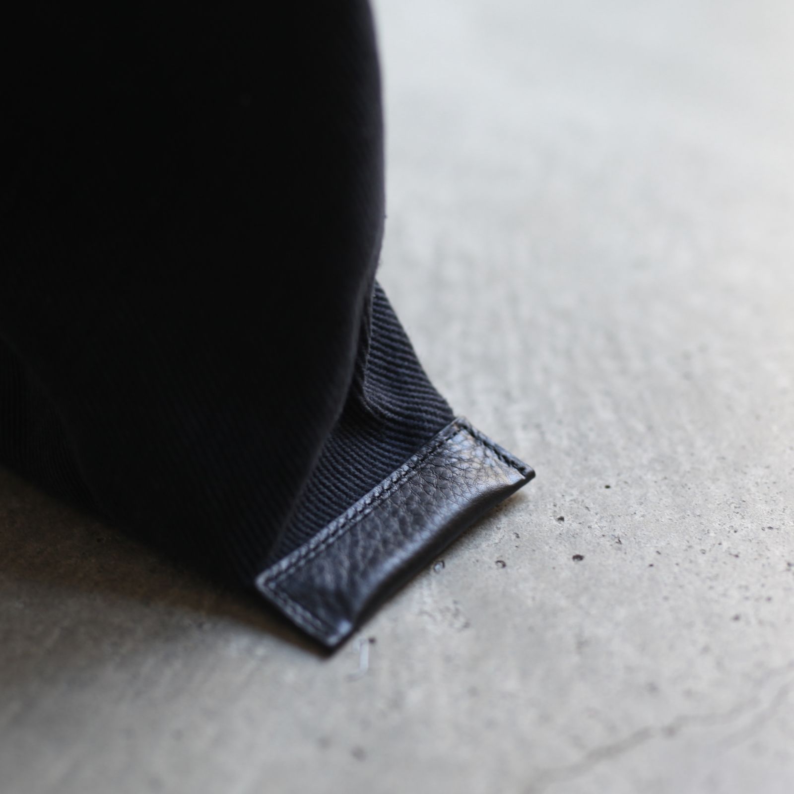 【再販売通知受付可能】Azuma Bag Small(BLACK)