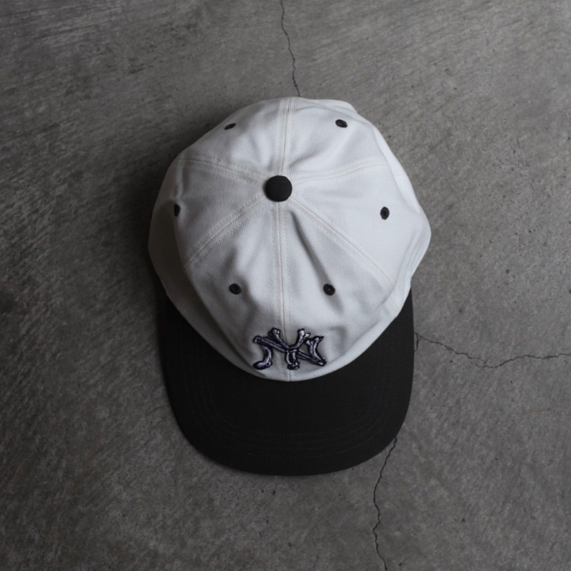 BASICKS Bone New York Cap 