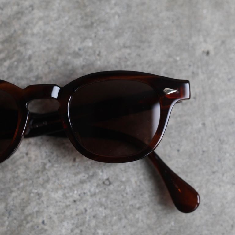 レンズ : CHOCO BROWN