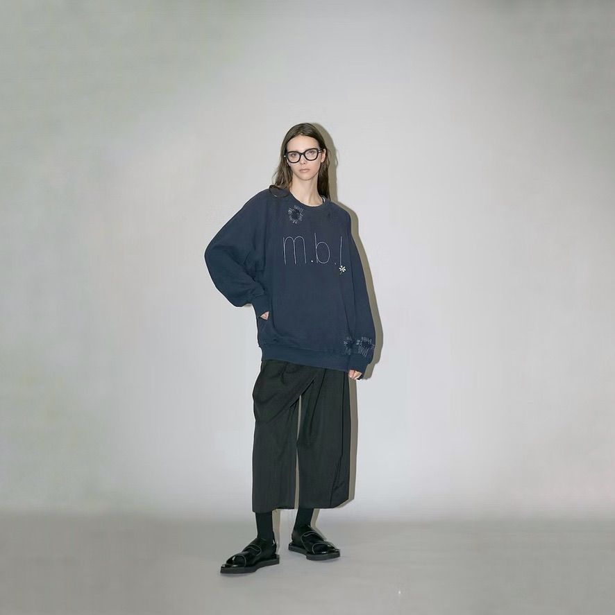 【残り一点】ロゴ刺繍スウェット