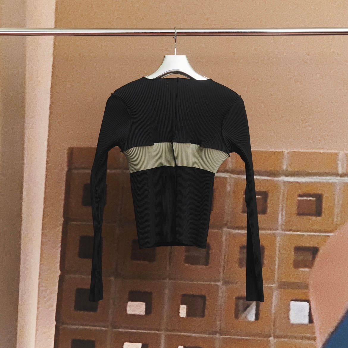 【残り一点】Tiny Border Top
