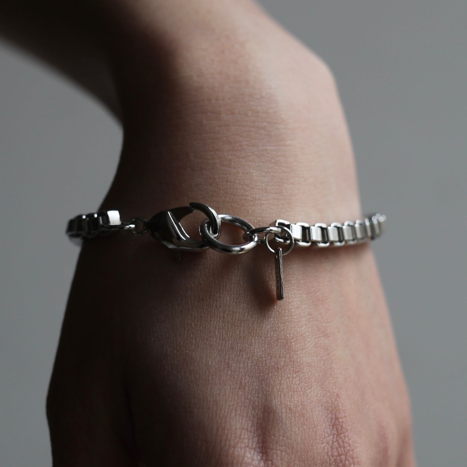 【残りわずか】Cube Bracelet