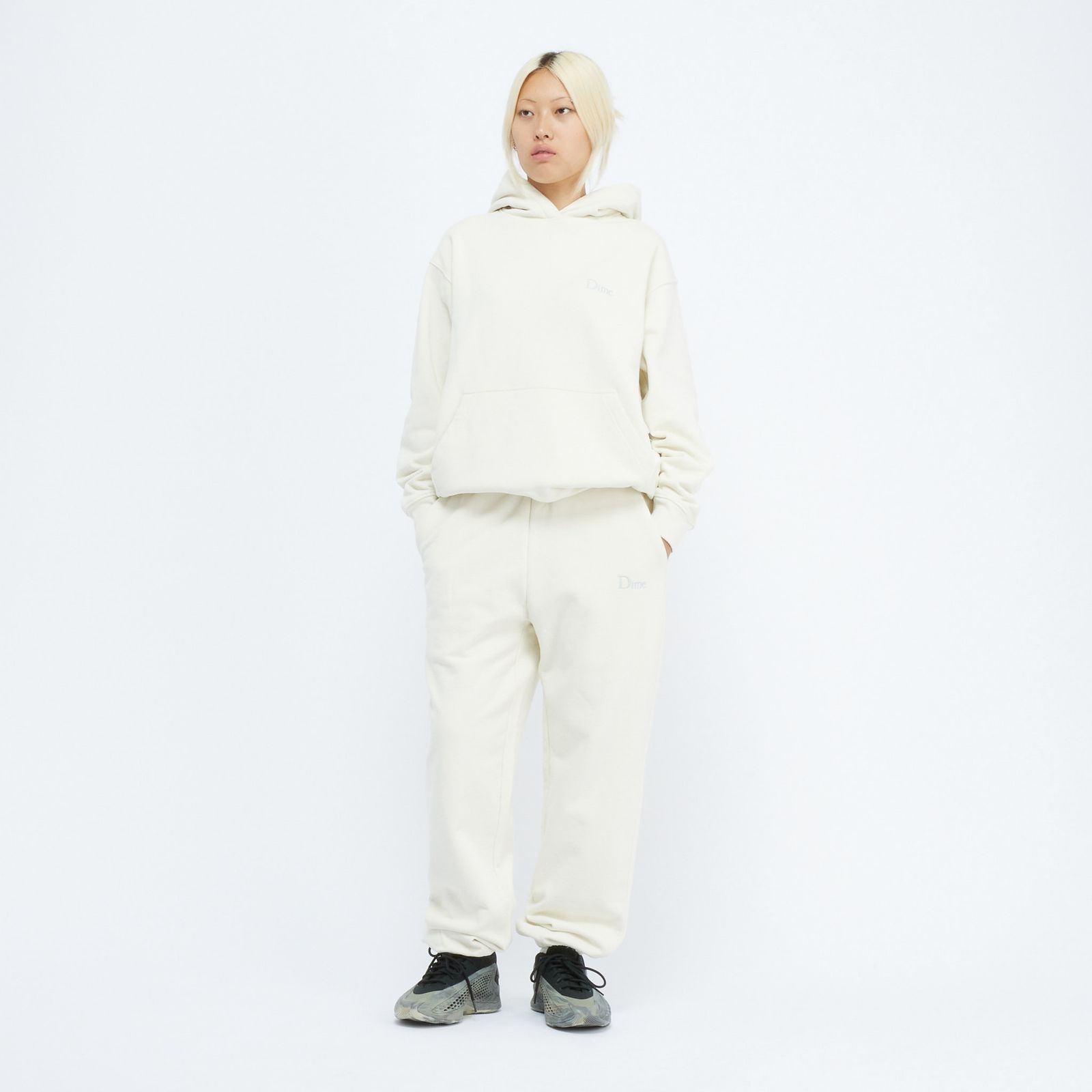 【残りわずか】Classic Small Logo Hoodie