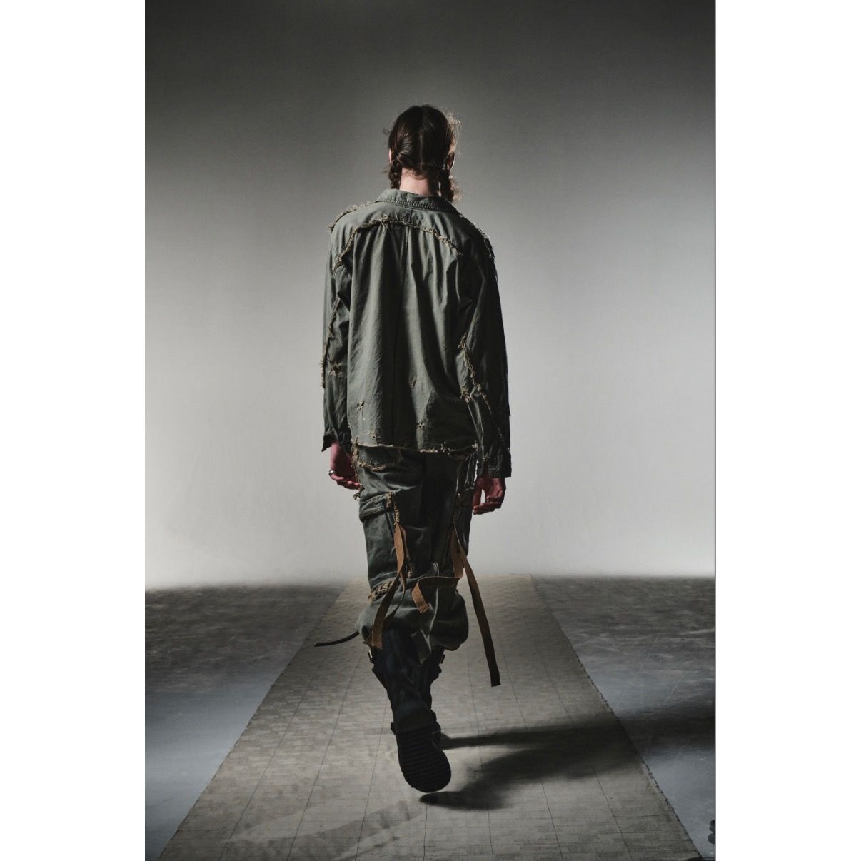 【残り一点】Cut Off Slash Seam Twist Cargo Jeans