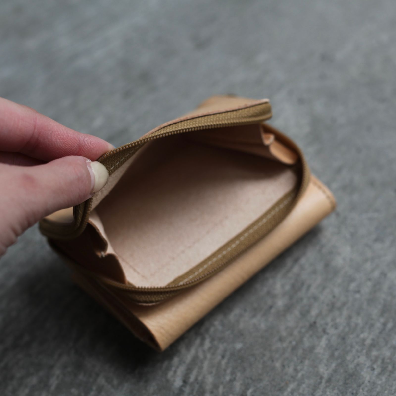 【残り一点】トリフォルドウォレット