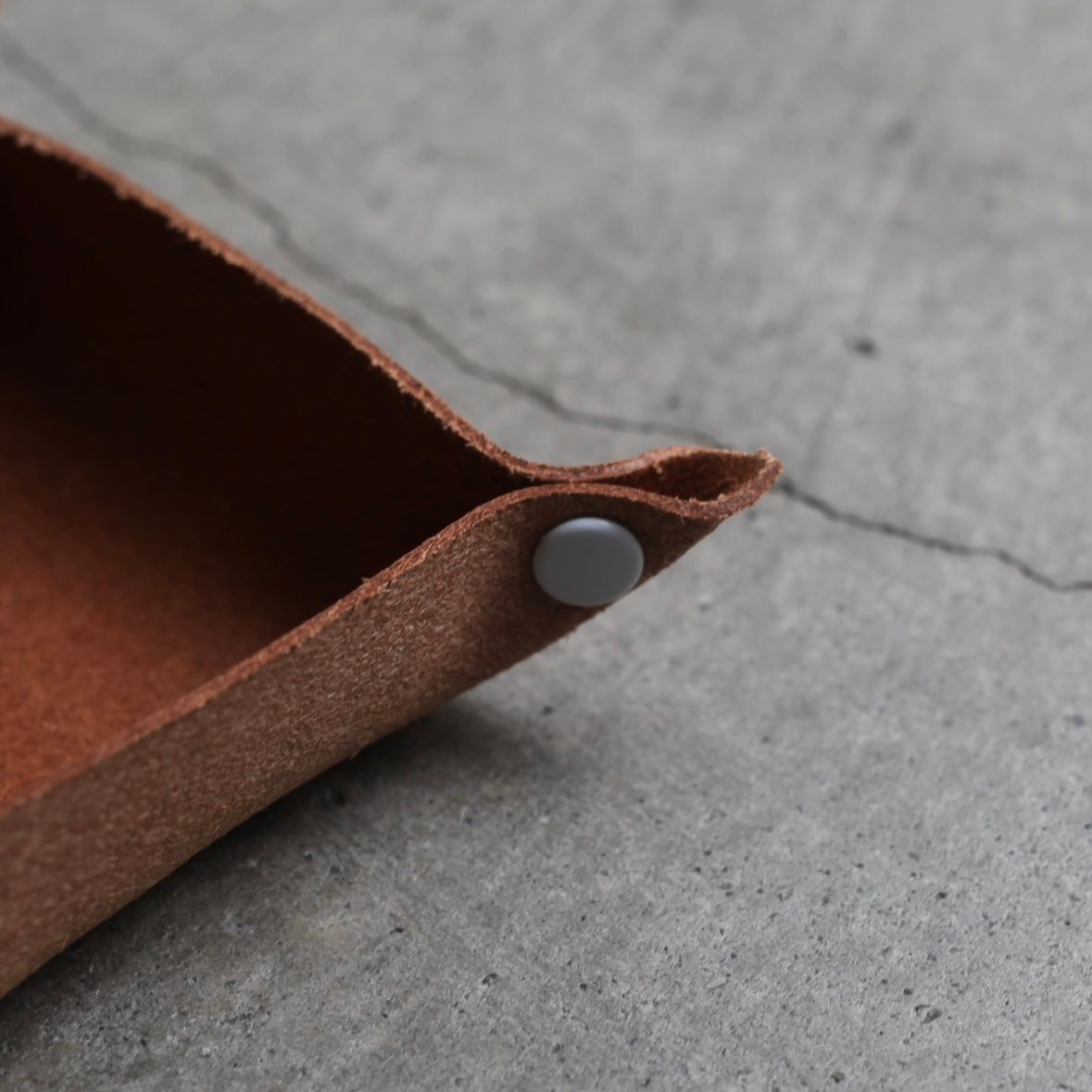 【残りわずか】Tray_S