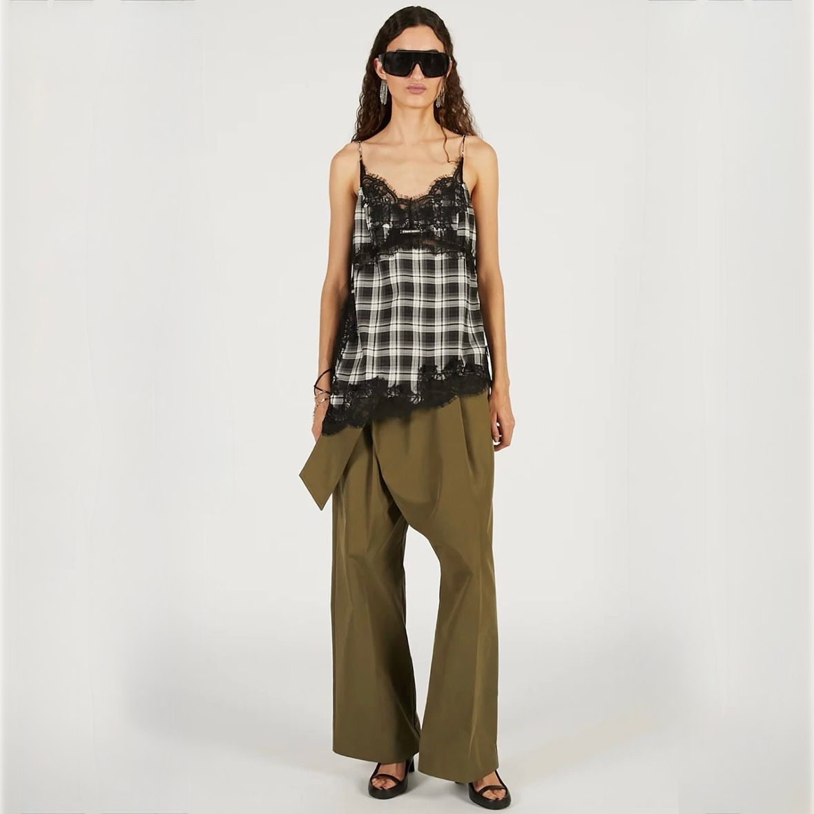 【残り一点】アシンメトリーレースキャミソール