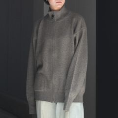 【再販売通知受付可能】Goldencash Zip Up Sweater