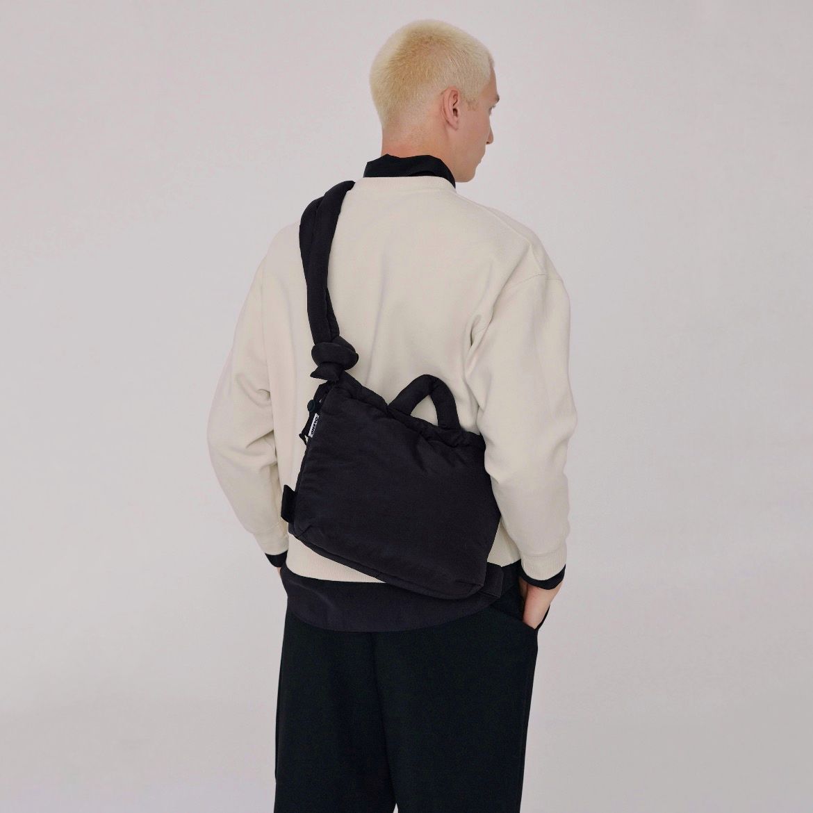 【OLEND】Compact Ona Soft Bag コンパクト 男女兼用(送料込) OLEND - 【残り一点】Compact Ona Soft Bag | ACRMTSM ONLINE STORE