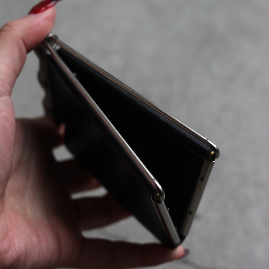 【残り一点】Coil Spring Coin Case(HOOKE)