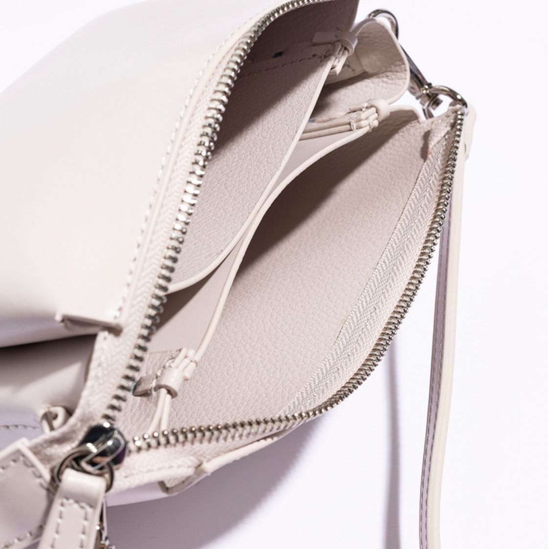 【残り一点】Cross Body Bag