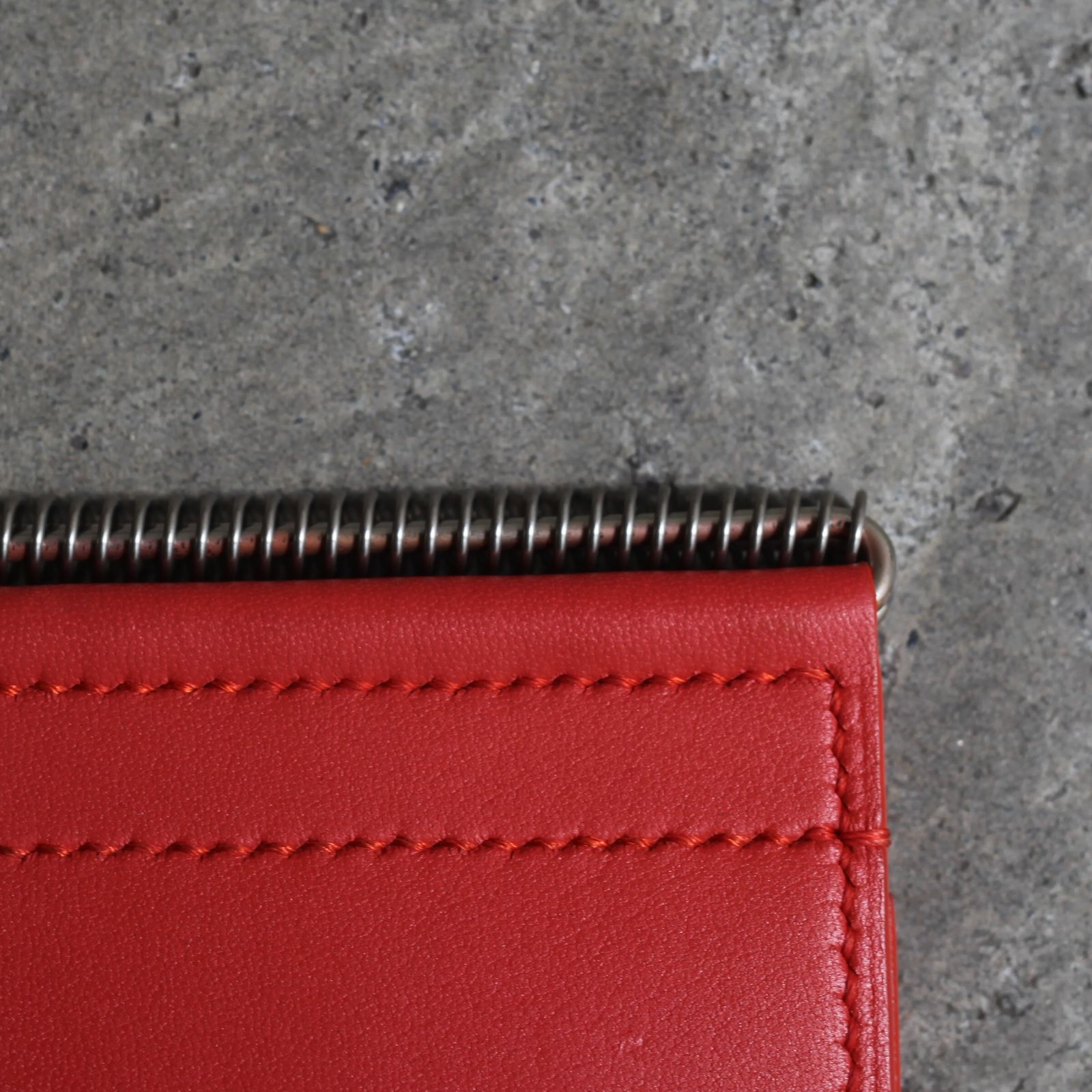 【残り一点】Coil Spring Card Case(HELIX_LAMB)