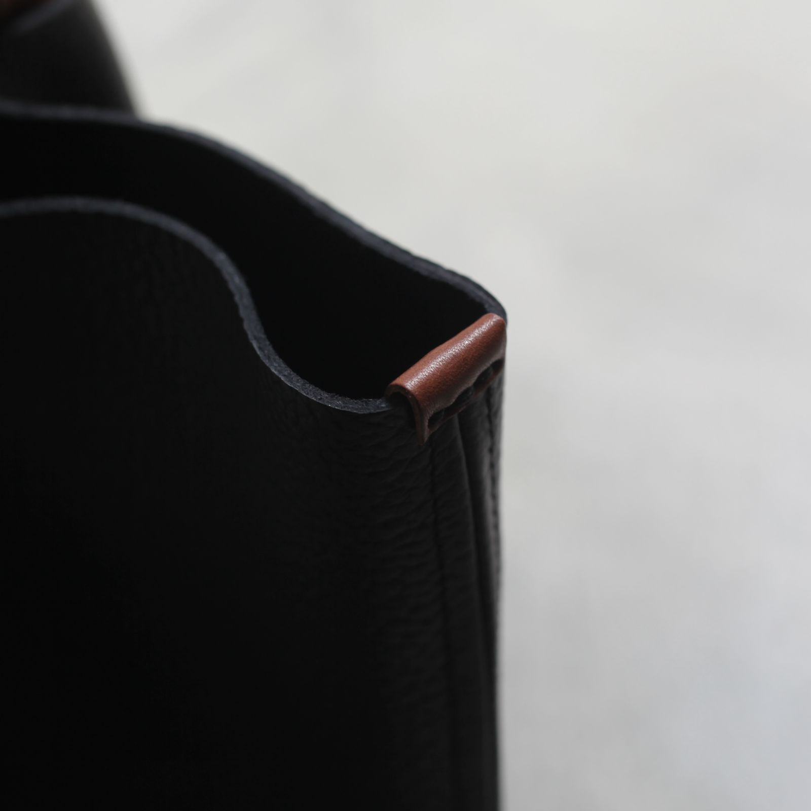 【再販売通知受付可能】Piano Bag Medium(BLACK)