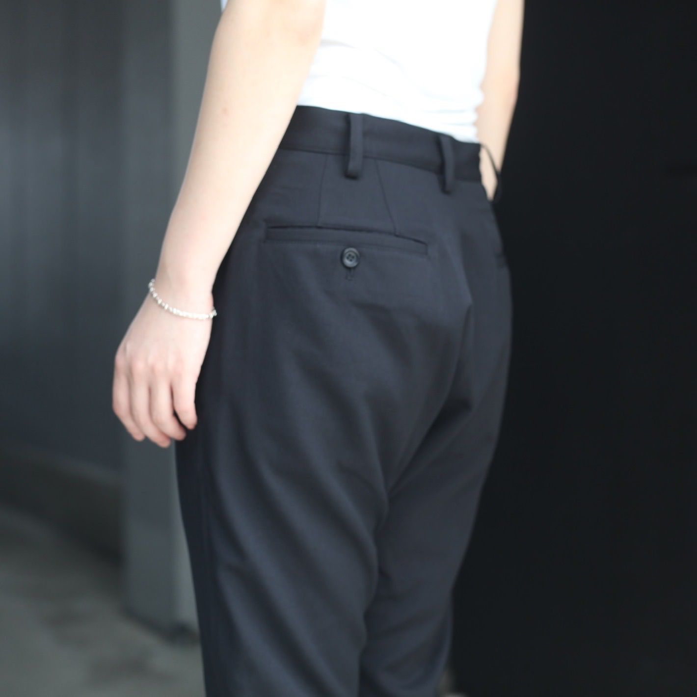 Sulvam Classic slim pants 20aw Mサイズ Sulvam Classic slim pants 20aw Mサイズ