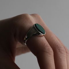 【残り一点】Signet Oval Ring L(MALACHITE)