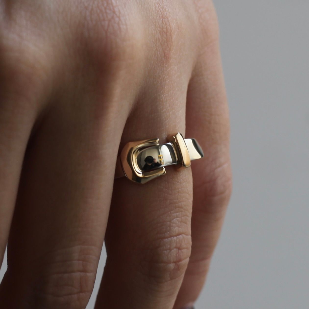 【お取り寄せ注文可能】Buckle Ring_S(SILVER×GOLD)