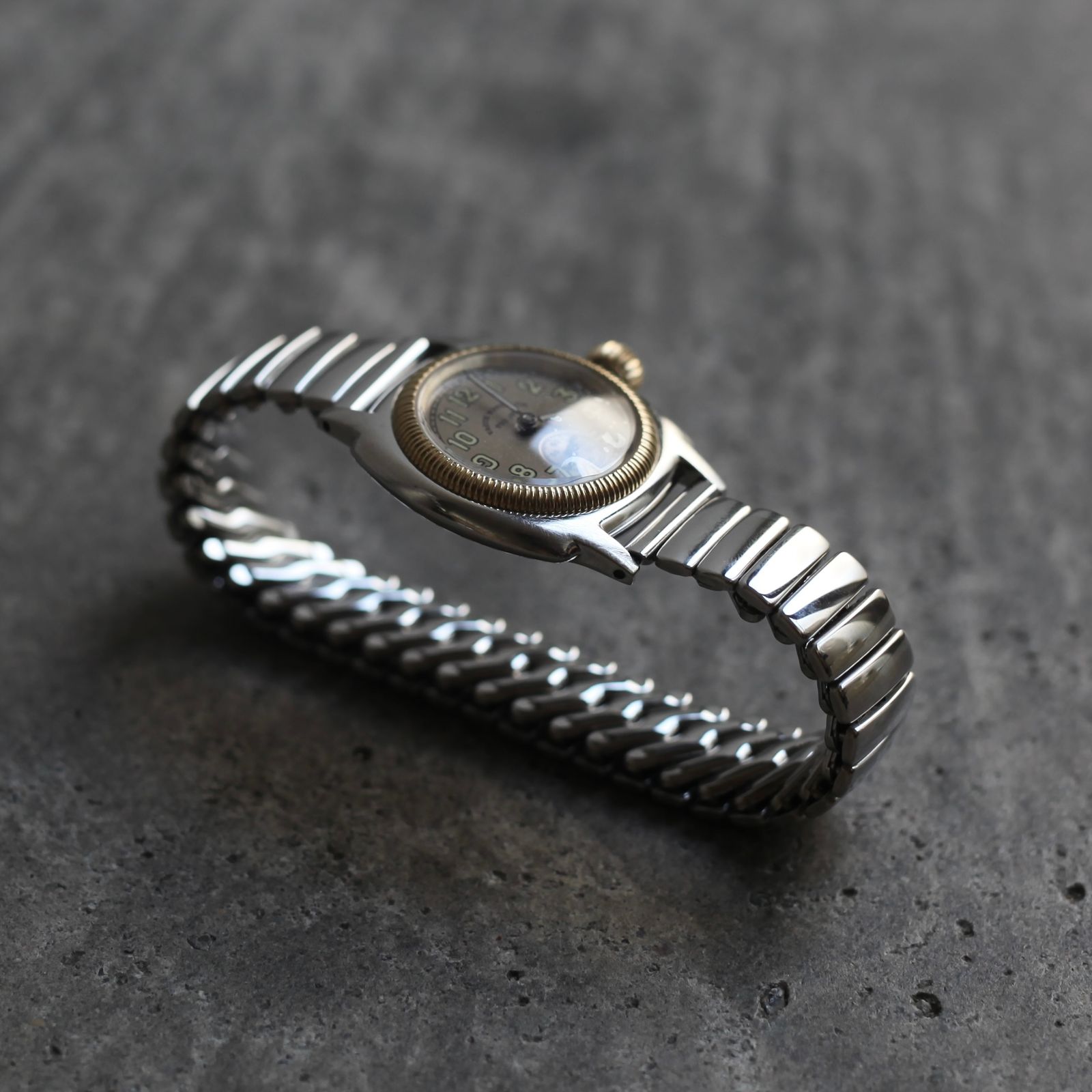 【残り一点】Coussin Early Extension(WOMEN/文字盤28mm)