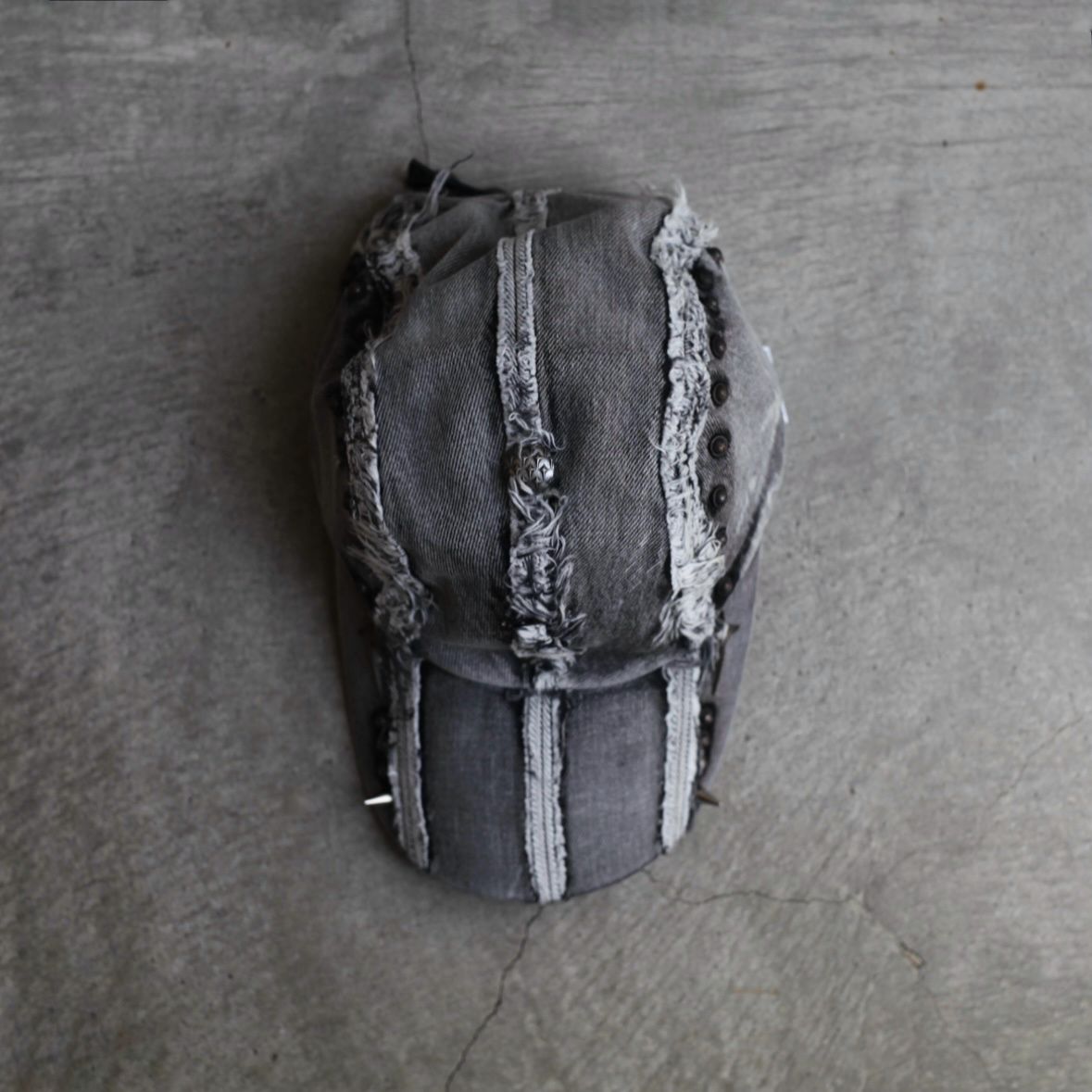 【残りわずか】Three Claw Cap