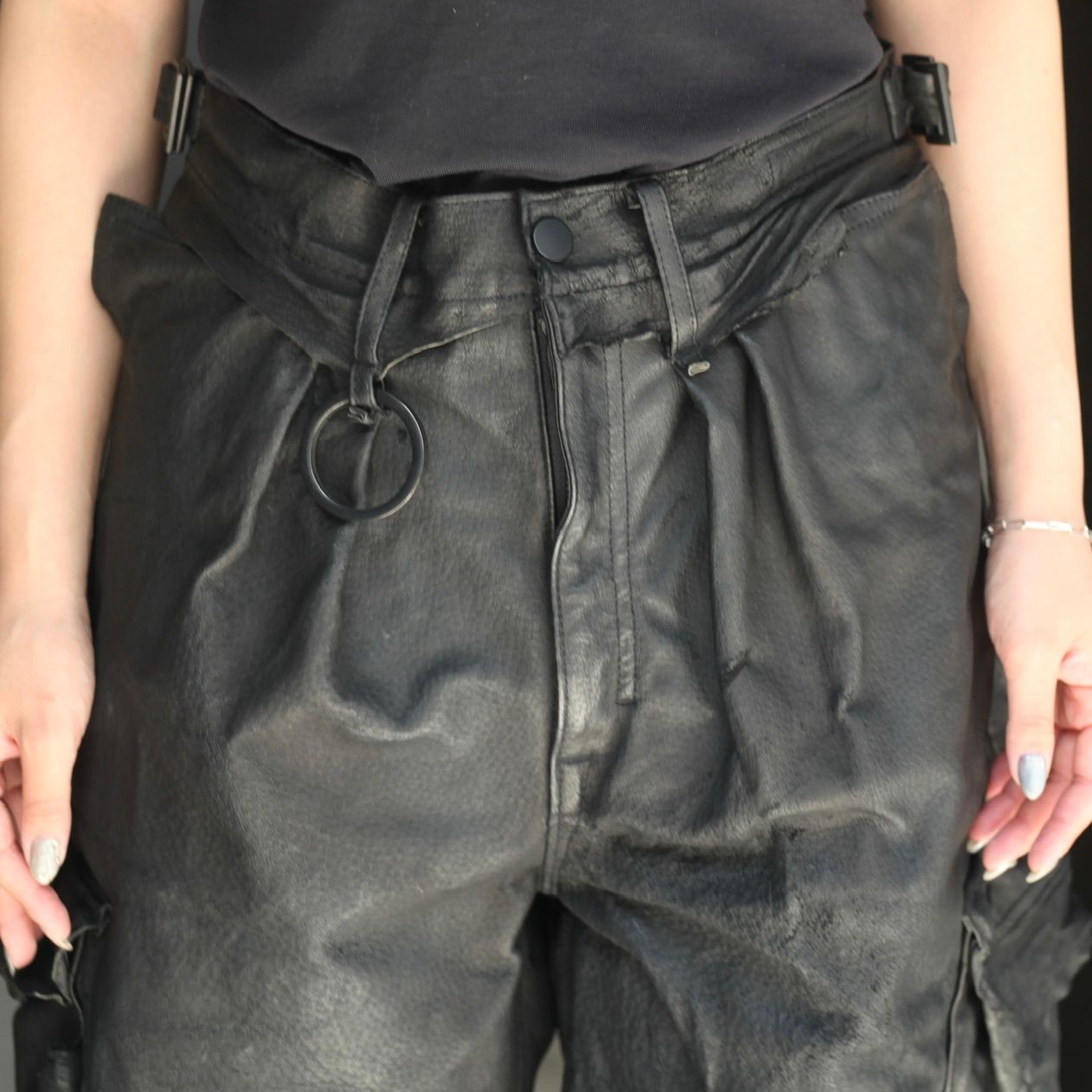 【残り一点】Rustic Edged HBT Short(VEGETABLE TANNING PIG LEATHER)