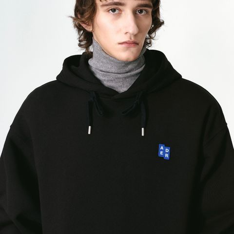 【再販売通知受付可能】Sig; BL Tag Hoodie 01