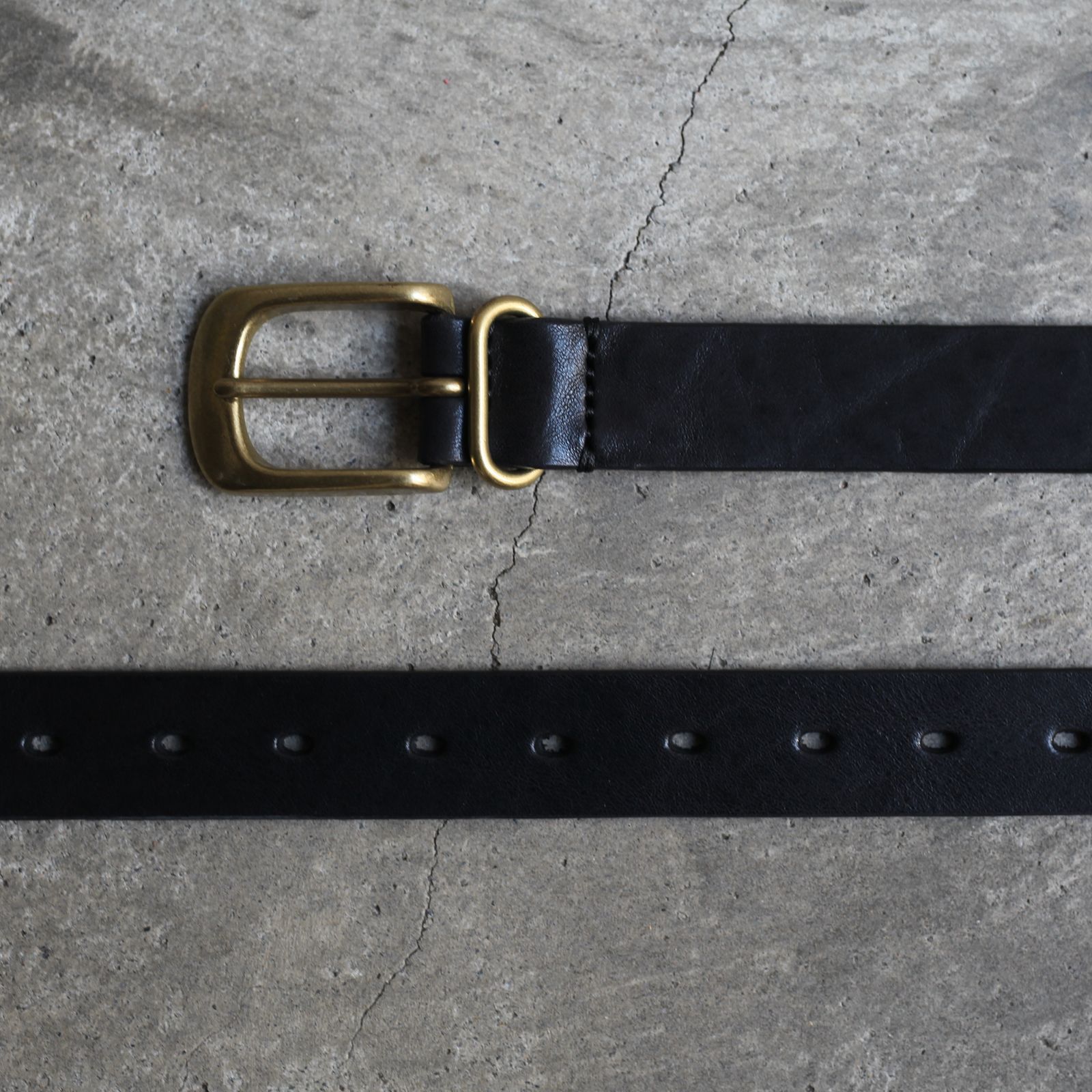 【再販売通知受付可能】Shrink Shoulder Belt(AG)